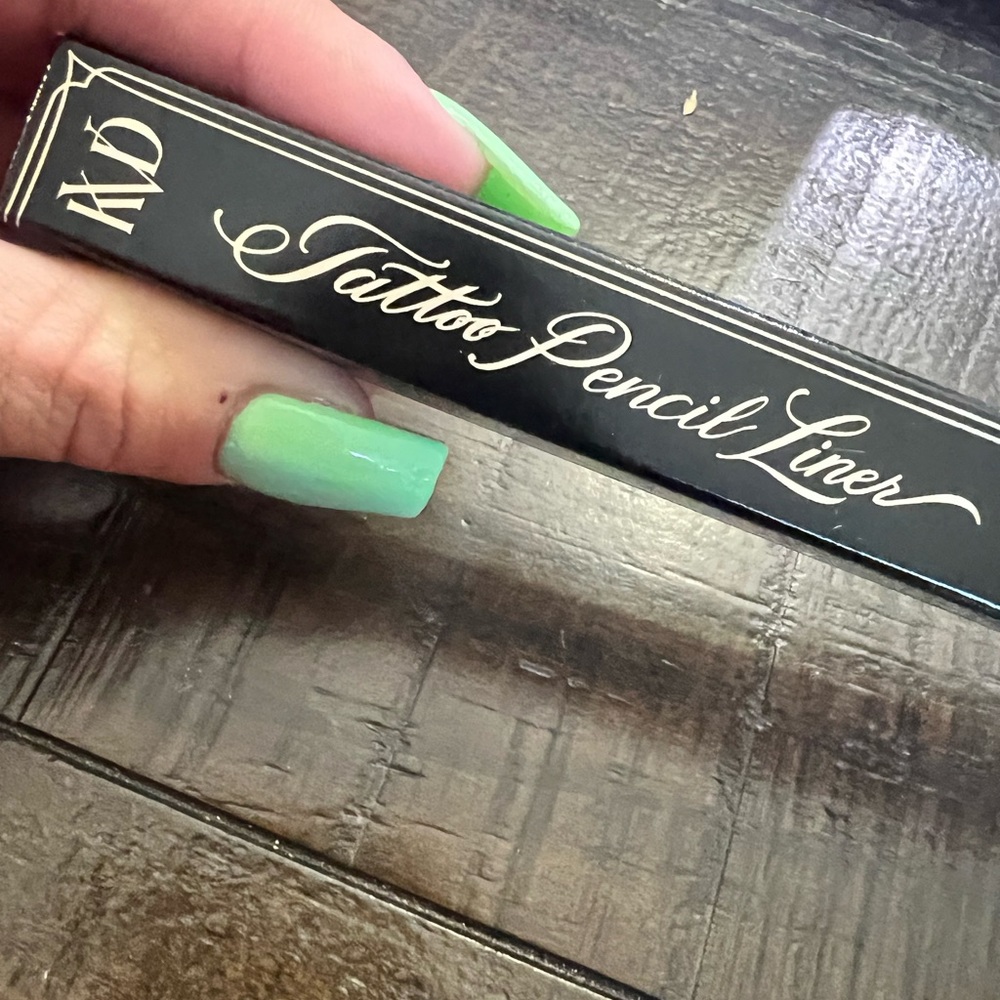 Gel liner pen